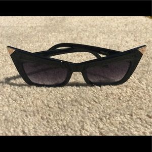 Black Dramatic Cat Eye Frames